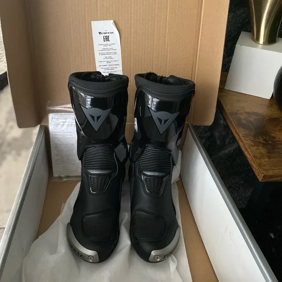 Black Motorcycle Boots